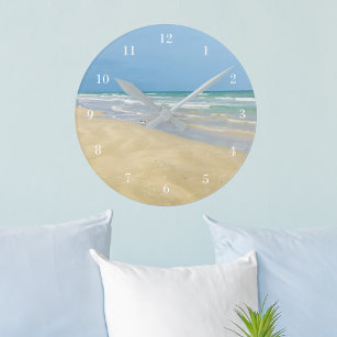 Relógio Redondo Sandpiper no litoral   Bela Praia