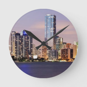 Relógio Redondo Skyline dos EUA, Florida, Miami no crepúsculo 2