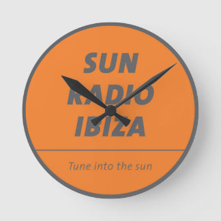 Relógio Redondo Sun Radio Ibiza wall clock - from the heart music