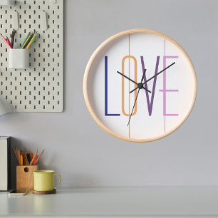 Relógio Redondo Tipografia amorosa multicoloração listrada moderna