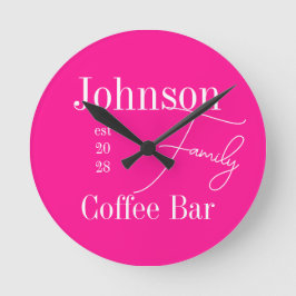 Relógio Redondo Tipografia Moderna do Nome da Família
