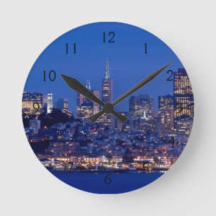 Relógio Redondo Tomado do telhado da prisão em Alcatraz