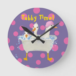 Relógio Redondo Tubby Time Três Patos na Banheira Aquarela 