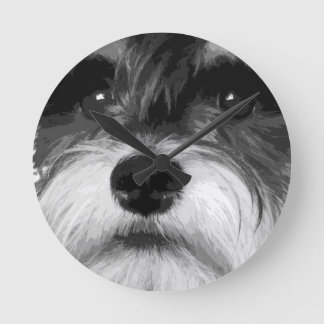 Relógio Redondo Um Schnauzer diminuto preto e branco