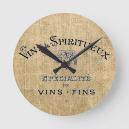 Relógio Redondo Vinho francês no colo