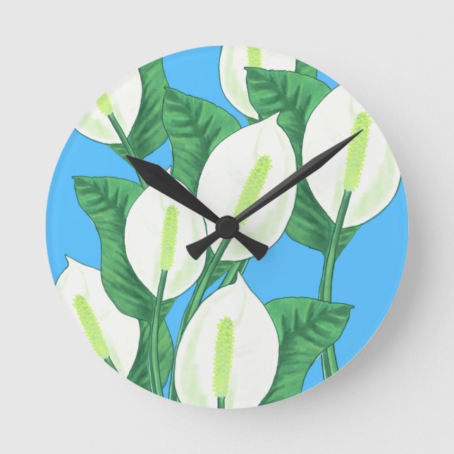 Relógio Redondo White peace lilies on pale blue background  (Frente)