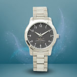 Relógio Script de Nome do Monograma Dourado Branco Preto<br><div class="desc">Monograma Dourado Elegante com Script de Nome. Facilmente personalizado como presente para a família e amigos.</div>