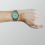 Relógio Teal Green Business Marca sobre o Homens<br><div class="desc">O logotipo da sua empresa em um fundo verde teal no relógio dos homens. Acessório que você pode incluir em seus produtos de promocional, fornecer itens ou presentes aos seus clientes ou clientes para anunciar sua empresa ou promover sua marca. Observe personalizável que você pode colocar o logotipo de sua...</div>