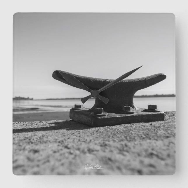 Relógio tema marinho, preto e branco (Frente)