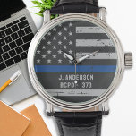 Relógio Thin Blue Line - Bandeira Americana - Polícia<br><div class="desc">Thin Blue Line Police Watch - design de bandeira americana em cores de bandeira policial,  design angustiado. Um belo presente para o seu policial favorito. Personalize com o nome. COPYRIGHT © 2020 Judy Burrows,  Black Dog Art - Todos Os Direitos Reservados.</div>