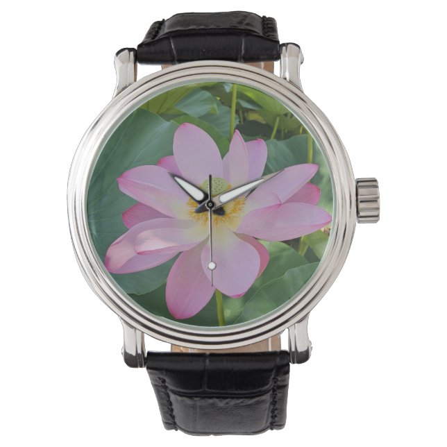 Relógio Uma flor de lótus vibrante (Frente)