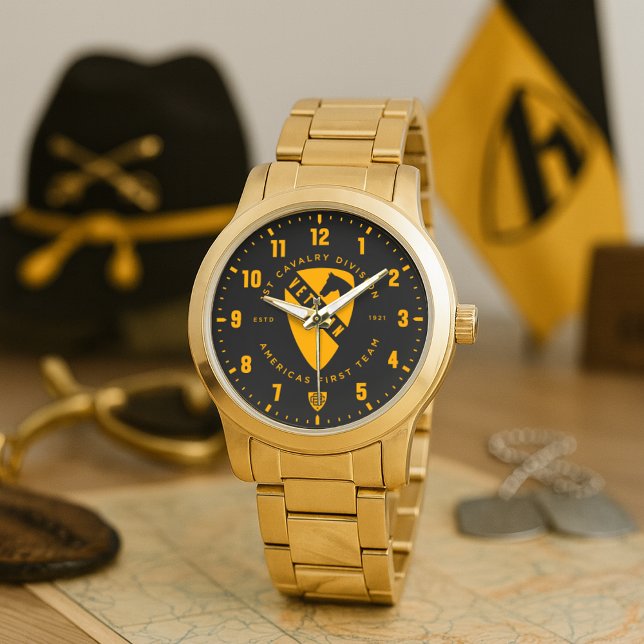 Relógio Veterano da 1ª Divisão de Cavalaria Primeiro Time  (1st Cavalry Division America's First Team Veteran Tribute Gold Stainless Steel Watch)