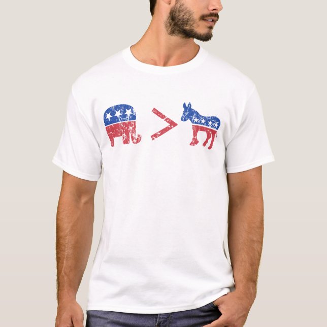 Republicanos maiores do que a camisa de Democratas (Frente)