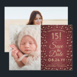 Reserve A Data 2 Foto Quinceanera Elegante Borgonha Dourada Glitt<br><div class="desc">O tempo voa! Convide a família e amigos para uma elegante celebração de Quinceañera para ela com esta na moda 2 foto burgundy e ouro 3, 5"x5", salve o convite de data. (DICA DE IMAGEM: Uma maneira fácil de centralizar uma foto exatamente como você deseja é recortá-la antes de carregá-la...</div>