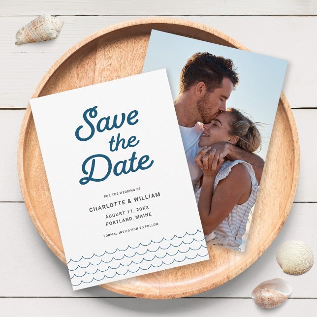 Reserve A Data Blue Waves with Your Photo Save the Date Card (Criador carregado)
