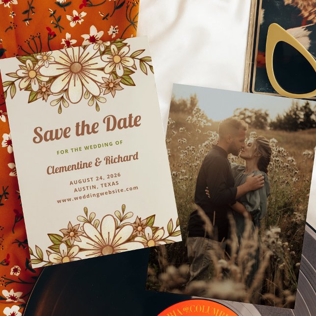 Reserve A Data Boho Retro Flowers | Casamento De Foto De Volta (A retro-inspired wedding save the date card with vintage style flowers and typography and your photo)