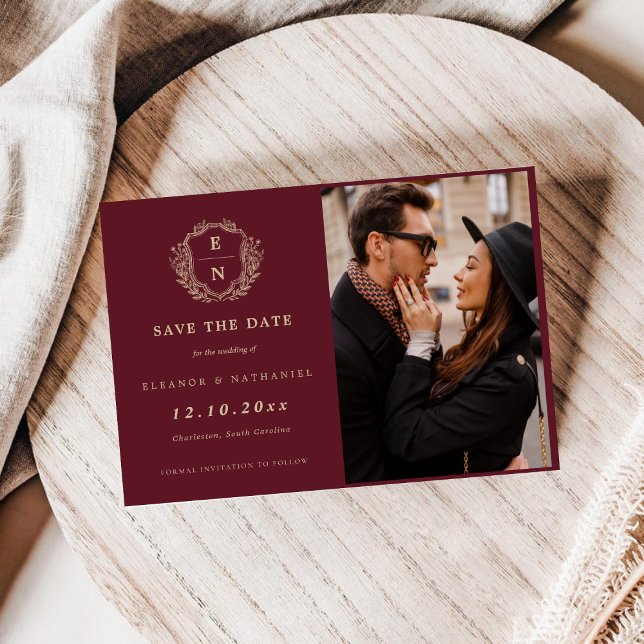 Reserve A Data Burgundy Champagne Dourado Crest Monograma Formal (Burgundy Champagne Gold Crest Monogram Formal Save The Date)