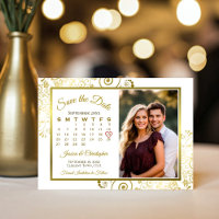 Cachos de Ouro Elegantes em Foto de Calendário Bra
