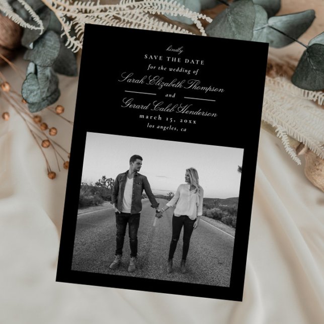 Reserve A Data Caligrafia Clássica Branca e Preta Moderna Elegant (Criador carregado)