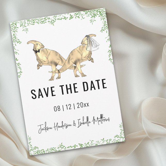 Reserve A Data Casamento de Dinossauro Fofo Salva a Data em Verde (Cute dinosaur bride and groom watercolor foliage wedding save the date card)