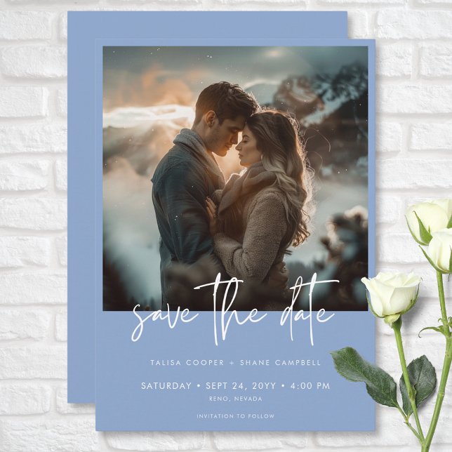 Reserve A Data Casamento de Fotografias Modernas Azul com Mínimo (Minimal Dusty Blue Modern Photo Wedding Save The Date)