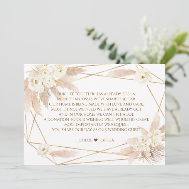 Reserve A Data Casamento de Rosas Brancas Encantadoras Grama das  (Em pé/Frente)