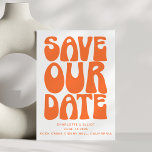 Reserve A Data Casamento do Código QR Laranja Brilhante do Groovy<br><div class="desc">Torne o seu dia especial inesquecível desde o início com este cartão "Salvar nossa data", inspirado no retrô, com tipografia laranja ousada que lembra o rancho dos anos 70. Perfeito para casais que amam estética lúdica e nostálgica, esta design dá um tom divertido e vibrante às suas celebrações de casamento....</div>