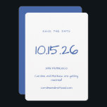 Reserve A Data Casamento Elegante Azul Branco Mínimo Escrito Manu<br><div class="desc">Anuncie seu dia especial em estilo com este moderno cartão Save the Date com um design azul e branco minimalista. A tipografia contemporânea e o layout limpo criam uma elegante aparência eterno que se adapta a qualquer tema de casamento. Perfeito para casais que adoram artigos de casamento simples e sofisticados....</div>
