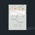 Reserve A Data Casamento Floral Verde Dourado Moderno<br><div class="desc">Lindo cartão moderno e elegante de faux ouro floral para casamento em qualquer época do ano com o texto "Save the Date" em fundo verde. Os nomes dos noivos estão escritos em caligrafia sofisticada. Uma tipografia simples e elegante também é adicionada para finalizar todas as outras informações. Um convite de...</div>