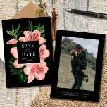 Reserve A Data Casamento Negra Rosa-Rosa Romântico Vintage Floral<br><div class="desc">Este belo casamento,  exceto o cartão de data,  apresenta uma mão pintada vintage floral design (azaleas) em cor-de-rosa pincelado sobre fundo preto. Ele contém texto simples e na moda na frente,  um modelo de foto na parte traseira e mais modelos de texto na parte traseira para mais personalização.</div>
