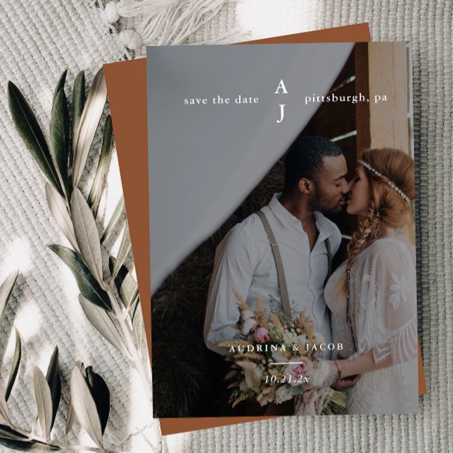 Reserve A Data Casamento Simples de Foto Terracotta Monograma (Criador carregado)