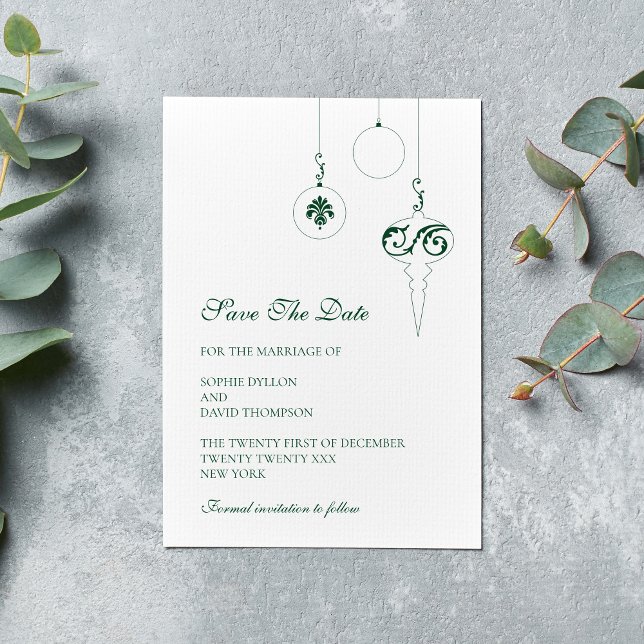 Reserve A Data Casamento Verde de inverno em Bauble Ornaments (Winter Wedding Christmas Baubles Wedding Save The Date - Pine Green)