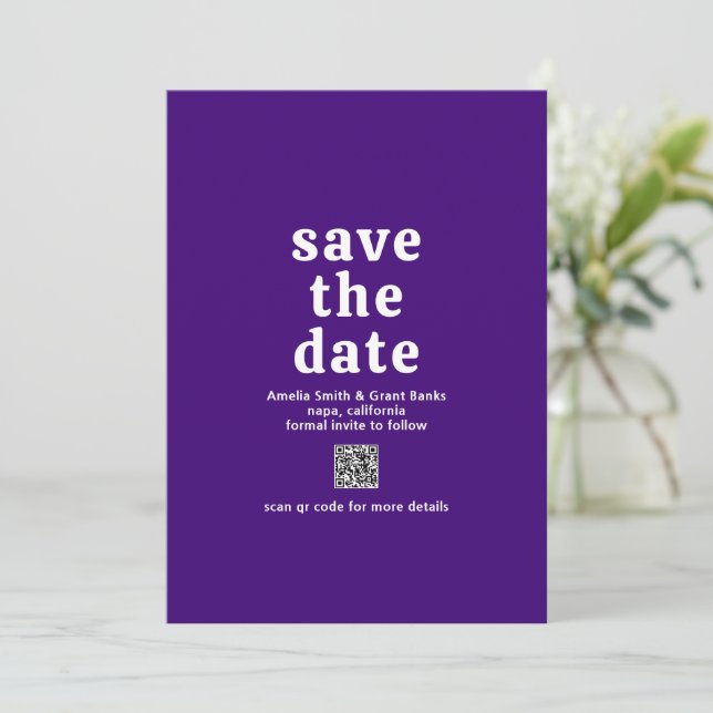 Reserve A Data Código QR Roxo Fonte Retro Casamento Moderno (Em pé/Frente)