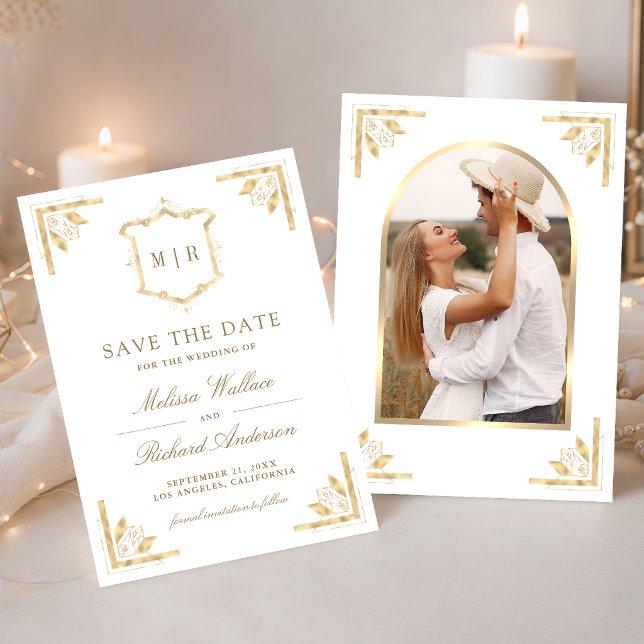 Reserve A Data Crest Monograma Dourado Foto Casamento Branco (Criador carregado)