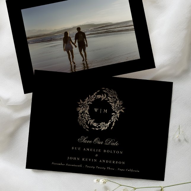 Reserve A Data Dourado Negro no Casamento do Monograma Botânico E (Criador carregado)