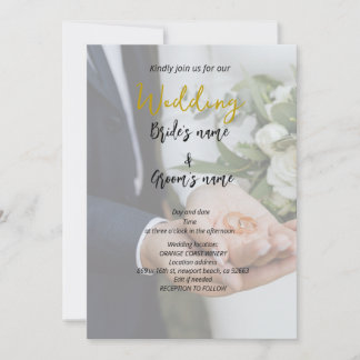 Reserve A Data ele e ela segurando alianças para casamento, editá