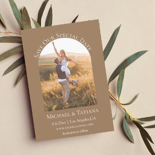 Reserve A Data escritura moderna foto do boho arca marrom terraco