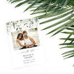 Reserve A Data Eucalyptus Glow Foto para salvar a data<br><div class="desc">Peça aos seus convidados que estejam animados e prontos para celebrar o seu casamento ou festa com a sua Foto Eucalyptus Glow Salve o Cartão de Data.</div>