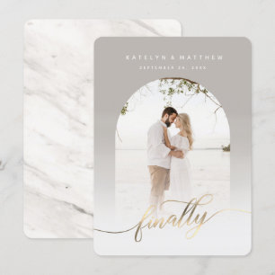 Reserve A Data Finalmente Gold Script Luz Cinza Arco Foto Emoldur