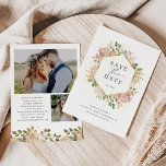 Reserve A Data Floral Neutro de Aquarela | Salvar a data<br><div class="desc">Esse casamento impressionante, que salva os cartões de data, apresenta uma falso estrutura geométrica dourada cercada por flores esmagadas, neutras em aquarelas, cores de tons de terra como pêssego bege, rosa empoeirado e verde macio com sotaque e folhas douradas. Um elegante olhar floral de vassoura sobre um simples fundo branco....</div>