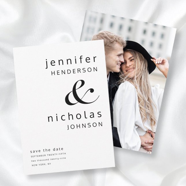 Reserve A Data Foto Ampersand Preto e Branco Moderno  (Modern Black & White Ampersand Photo Save The Date)