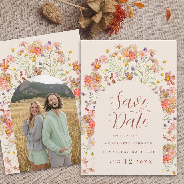 Reserve A Data Foto: Boho Fall Rustic Wildflower Arch Casamento (Arch photo boho fall rustic wildflower terracotta burnt orange & beige wedding save the date invite)