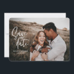 Reserve A Data Foto de casamento geométrica e com letra<br><div class="desc">Foto de casamento geométrica e com letra para save the date. A cor do fundo pode ser alterada. Abordagem moderna de casamento rústico com caligrafia.</div>