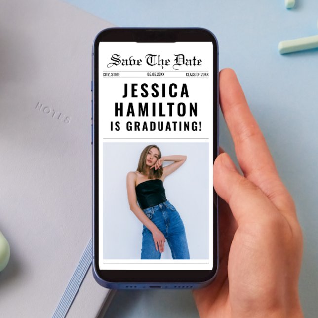 Reserve A Data Foto De Graduação De 2025, Classe Única De Jornal (Newspaper Unique Class Of 2024 Graduation Photo Save The Date)