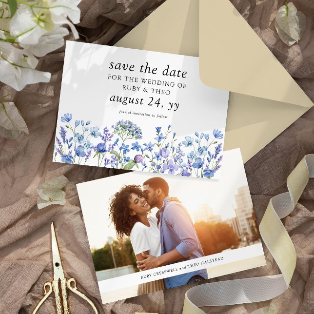 Reserve A Data Foto de Pergueiro de Casamento Elegante (Photo Wedding Save the Date invitation from my Lilac + Periwinkle Wildflower Wedding Collection)