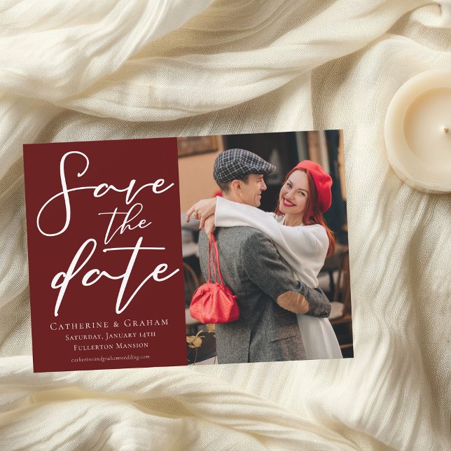 Reserve A Data Foto do Casal de Script Burgundy Elegante (Criador carregado)