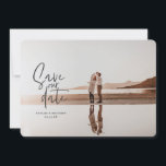 Reserve A Data Foto geométrica floral de casamento fotográfico<br><div class="desc">Foto geométrica floral de casamento fotográfico para salvar a data. Em roxos,  rosas,  marrons e verde. Interpretação moderna de casamento rústico com caligrafia manuscrita.</div>