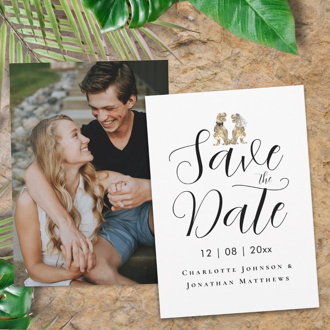 Reserve A Data Foto Moderna Diversão Dinossauro Noiva e Casamento (Funny Dinosaur wedding modern photo save the date invitation T-Rex dino bride & groom elegant script)