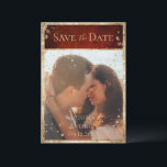 Reserve A Data Foto Rustic Red Flat Save Data<br><div class="desc">Um belo cartão "Salve a Data" para toda a sua família e amigos para graciosamente convidá-los para a sua ocasião especial. O fundo rústico vermelho escarlate é um olhar tão rico. Amarrou-se na falsa brilha do ouro para dar o tom à elegância romântica e clássica. Douradas malhas terminam este bonito...</div>