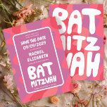 Reserve A Data Groovy Pink Waves Personalizadas Bat Mitzvah<br><div class="desc">Cartão perfeito para anunciar uma morcega mitzvah ou outra comemoração judaica e pedir aos hóspedes que salvem a data! Mão fez arte para você com a letra na frente e atrás! TOTALMENTE PERSONALIZÁVEL! Clique em "Personalizar" acima para editar o texto. Clique em "editar usando a ferramenta design" para ajustar as...</div>